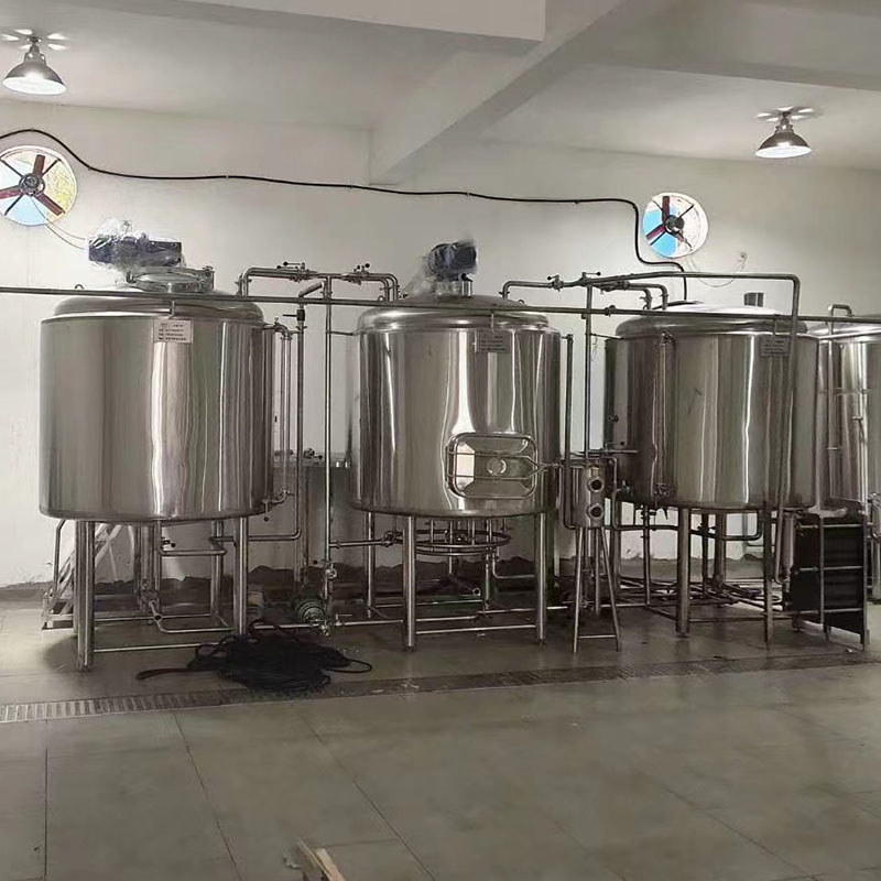 锡林郭勒精酿啤酒设备厂—如何延长精酿啤酒设备的使用寿命
